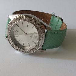 GUESS G85908L Watch