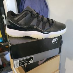 Air Jordan Retro 11 Low 72-10