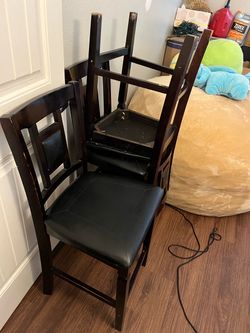3 barstools