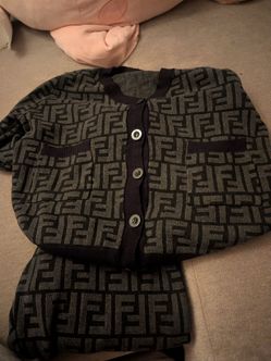 Knitted long sleeve with pants set