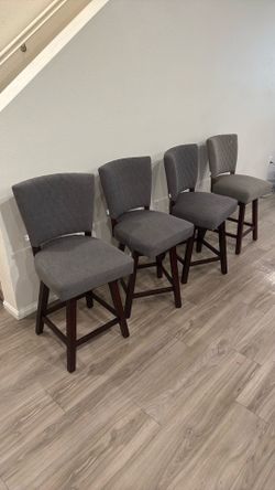 4 bar chairs