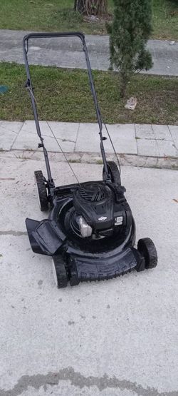 Gas Push Lawn Mower Works Good. $100 Firm