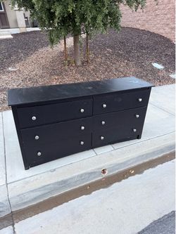 Free dresser