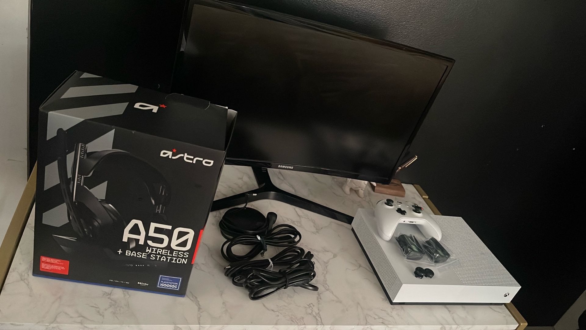 Gaming Bundle: Xbox One S, Samsung 144Hz Monitor, Astro A50 — Great Condition