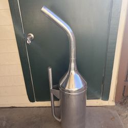 Quick fill Gas Can