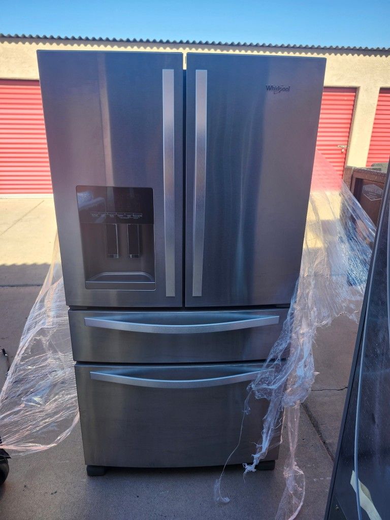 Whirlpool Refrigerator 