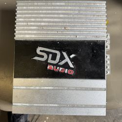 SDX Audio AMP 400 W
