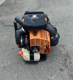 Echo 8010 Blower