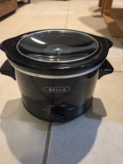 Bella Small Crock Pot