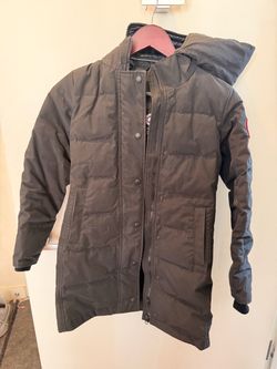Girls Canada Goose
