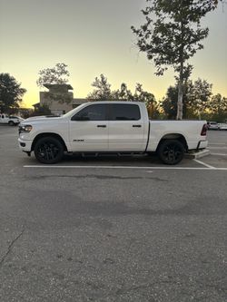 Wheels/tires