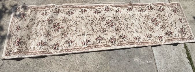 Ivory runner rug