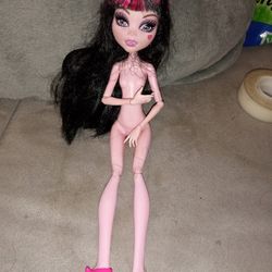 Draculaura Monster High Doll