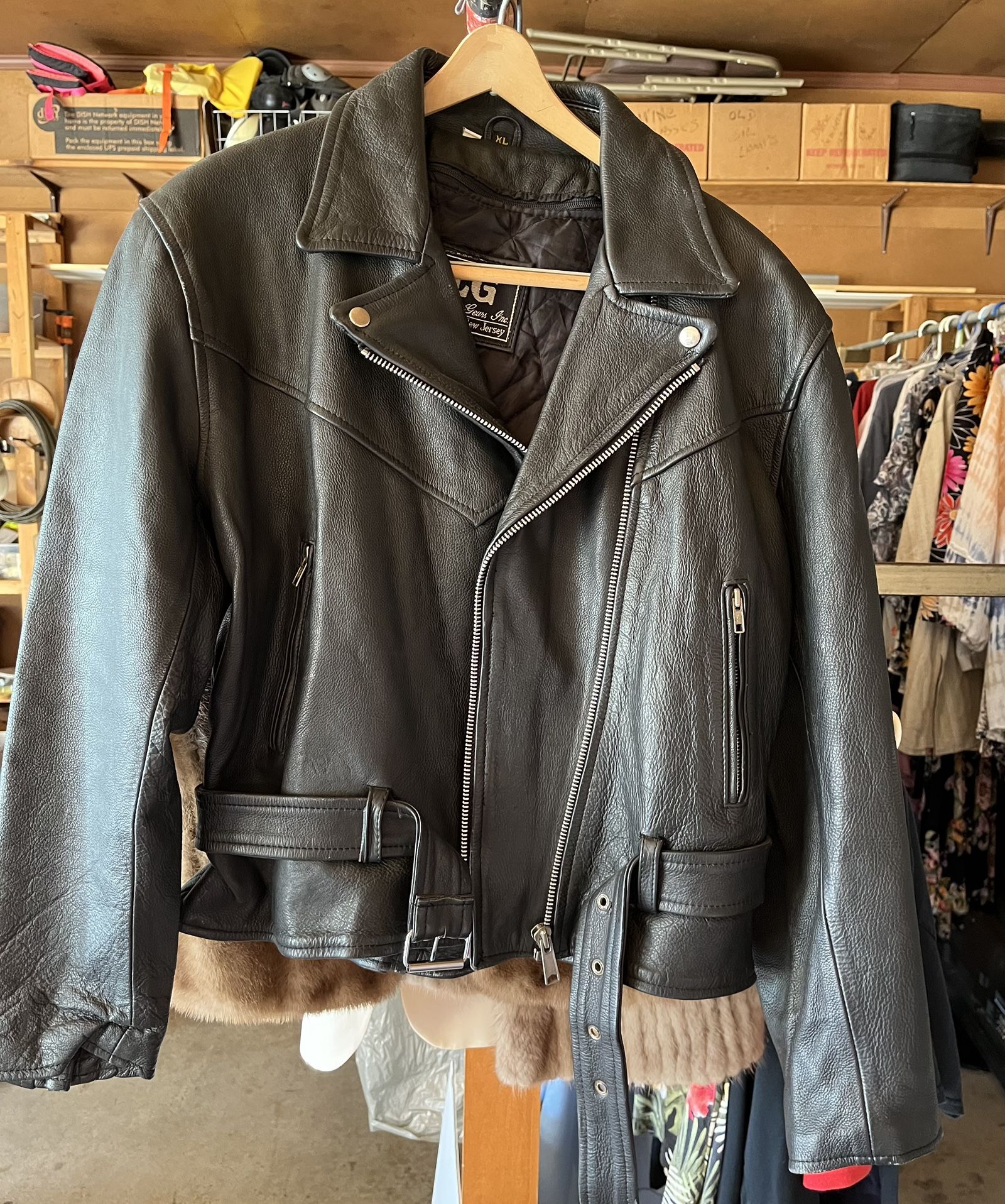 Men’s Size XL black Leather Jacket