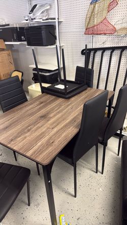 Dining Table and Chairs Set