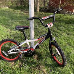 Small Kids Bicycle Great Condition!