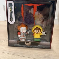 IT Movie Special Edition Set for Horror Fans, Pennywise & Georgie Figures