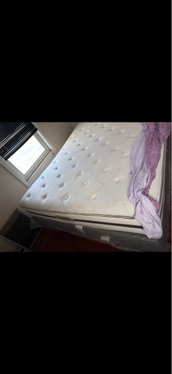 Queen bed