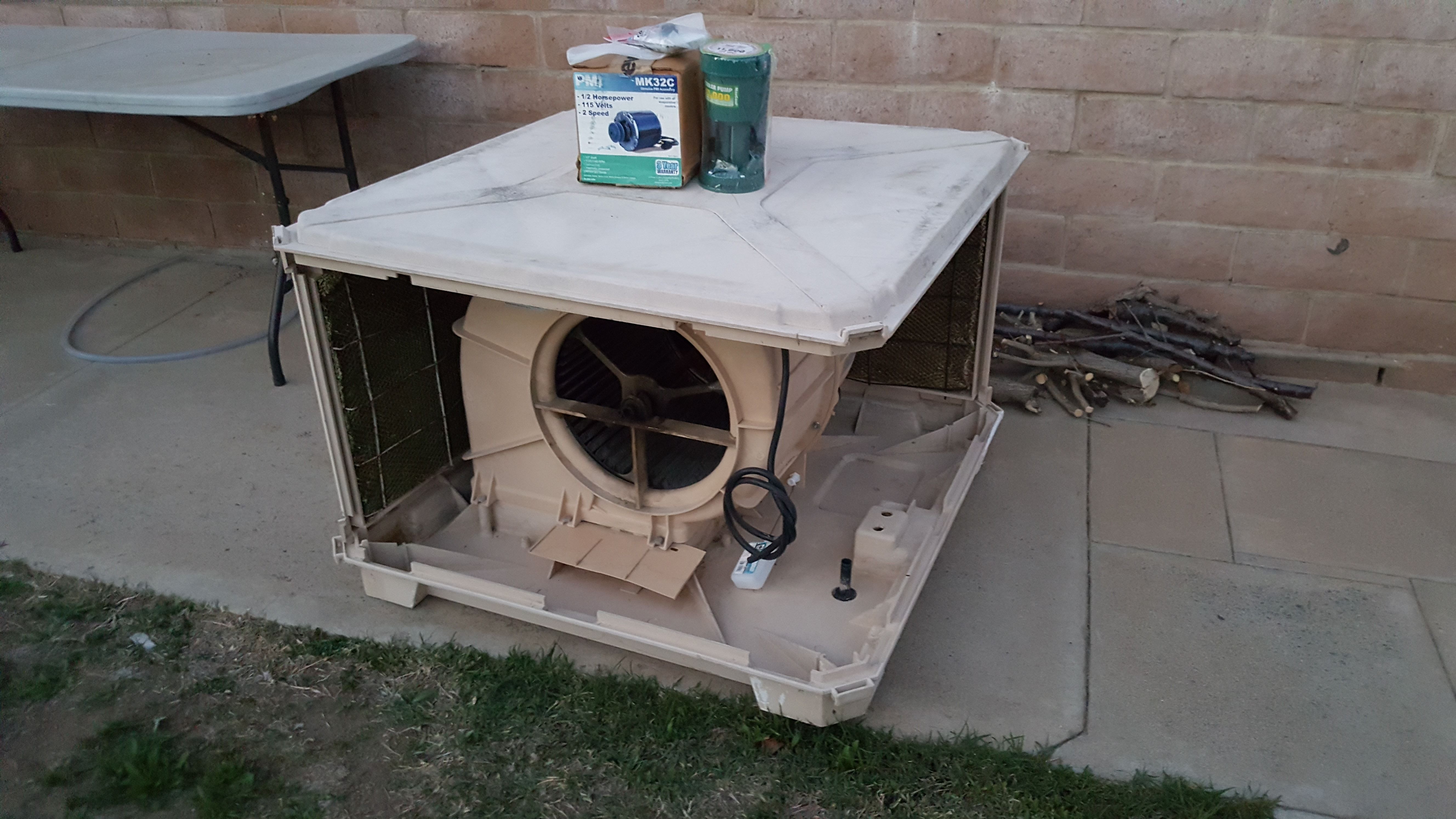 Swamp cooler Tradewinds for roof for Sale in Lake Elsinore, CA OfferUp