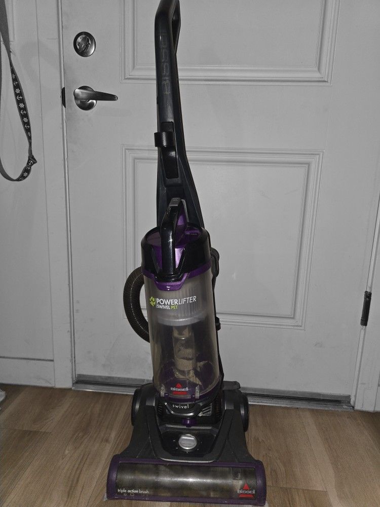 Bissell Powerlifter Swivel Pet