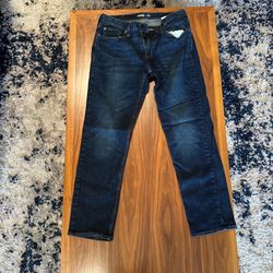 Dark Blue Levi’s 511 Skinny Jeans