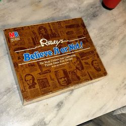 1984 Ripley’s Believe It Or Not Board Game