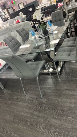 Dining Set Table Glass  7 Pc  Special Price Only $1100