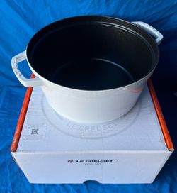 Staub Cast Iron 6.5 Qt. Round Dutch Oven