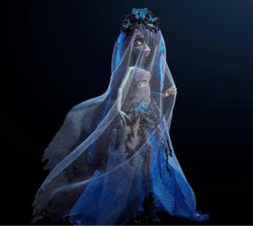Monster High Skullector Doll, Corpse Bride Emily Collectible in Gothic Spiderweb Wedding Dress with Accessories Like Gauze Veil and Doll Stand