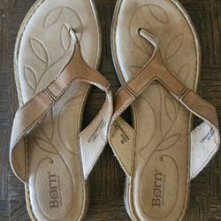 Women's Size 9 Born Tan Leather Flip Flops