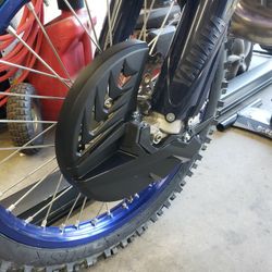 Polisport front disc guard 