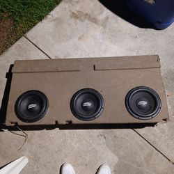 Speakers w/ speakerbox