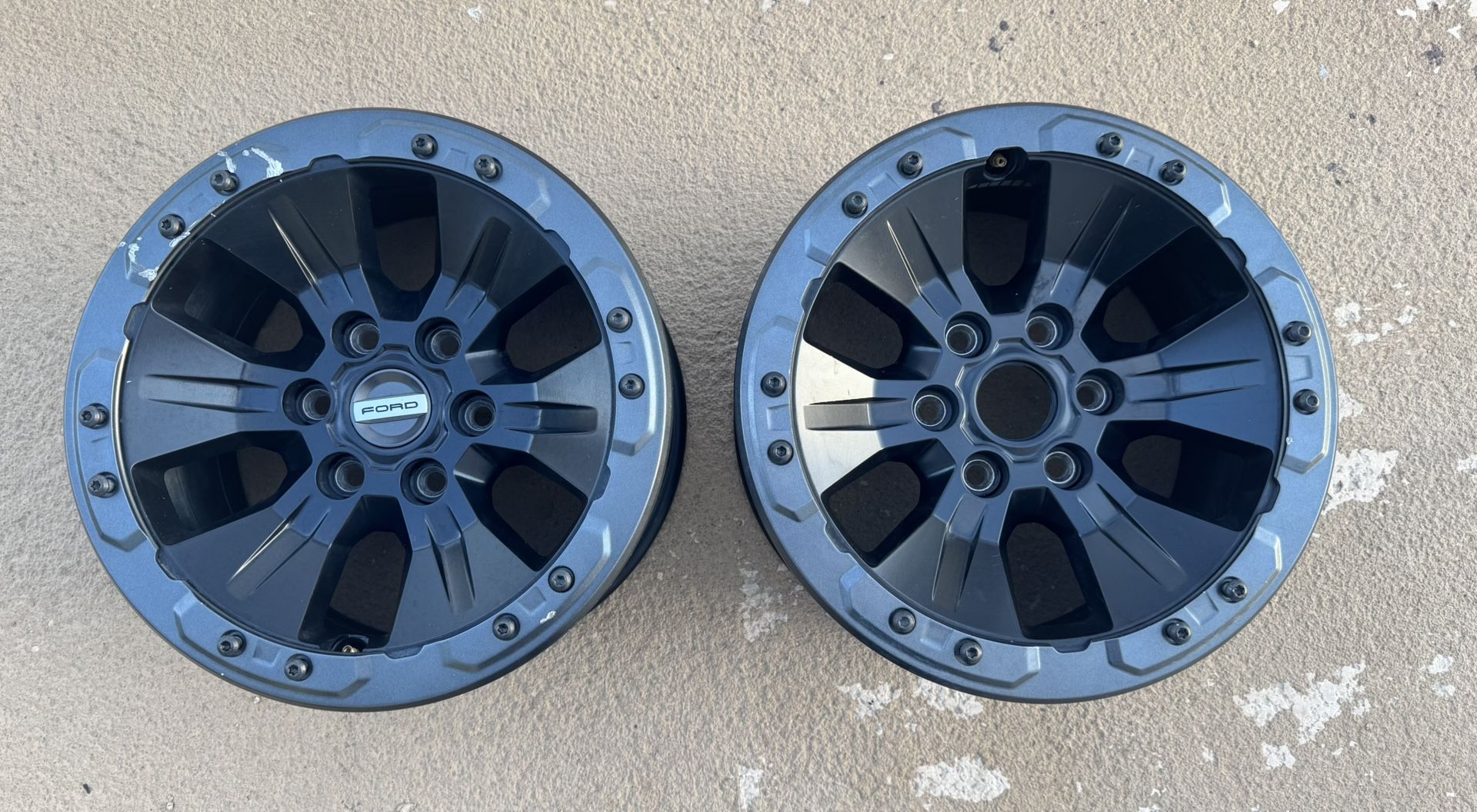 Ford F150 Raptor OEM Wheels 17” * Read Below