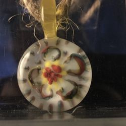 Hand blown Glass Necklace Pendant Flower-Style Art Piece