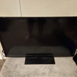 Two Insignia TVs - 32 inch (both)