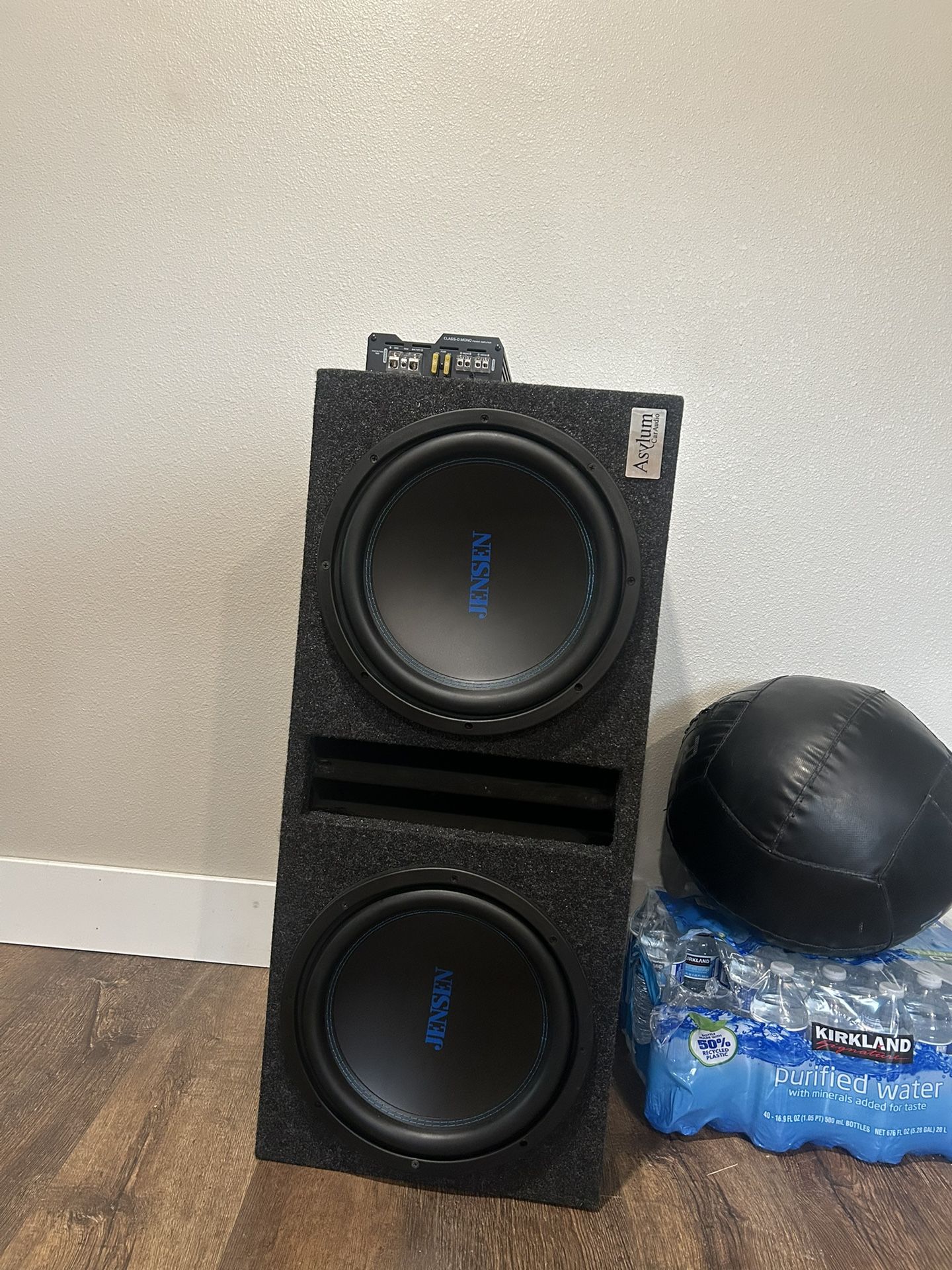 2 12in Jensen Subs With 1200w Amp