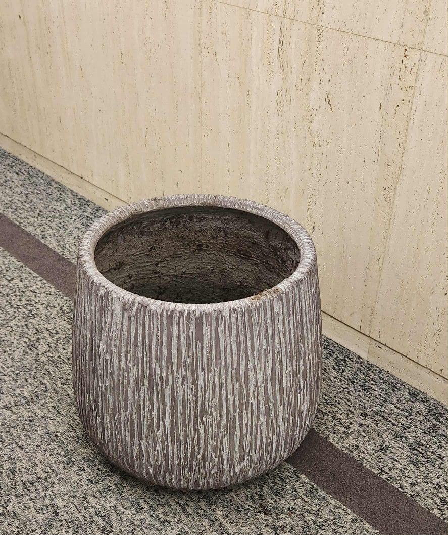 ficonstone planter pot