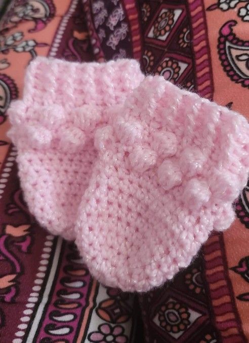Newborn Crochet Scratch Mitts