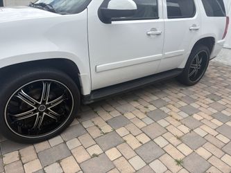  4     24 Inch Rims With New Tires For Sell  