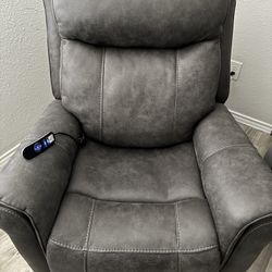 Power Lift Recliner 