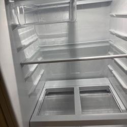 New apartment Sized Refrigerator