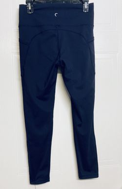 ZYIA Active Navy Pockets Brilliant Hi-Rise Capri Athletic Leggings Size 12  for Sale in Alafaya, FL - OfferUp