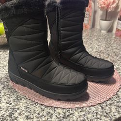 Snow Boots