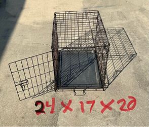 24 x 17 x 20” tall pet kennel