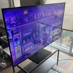 60 IN LED 4K TV  UHD 