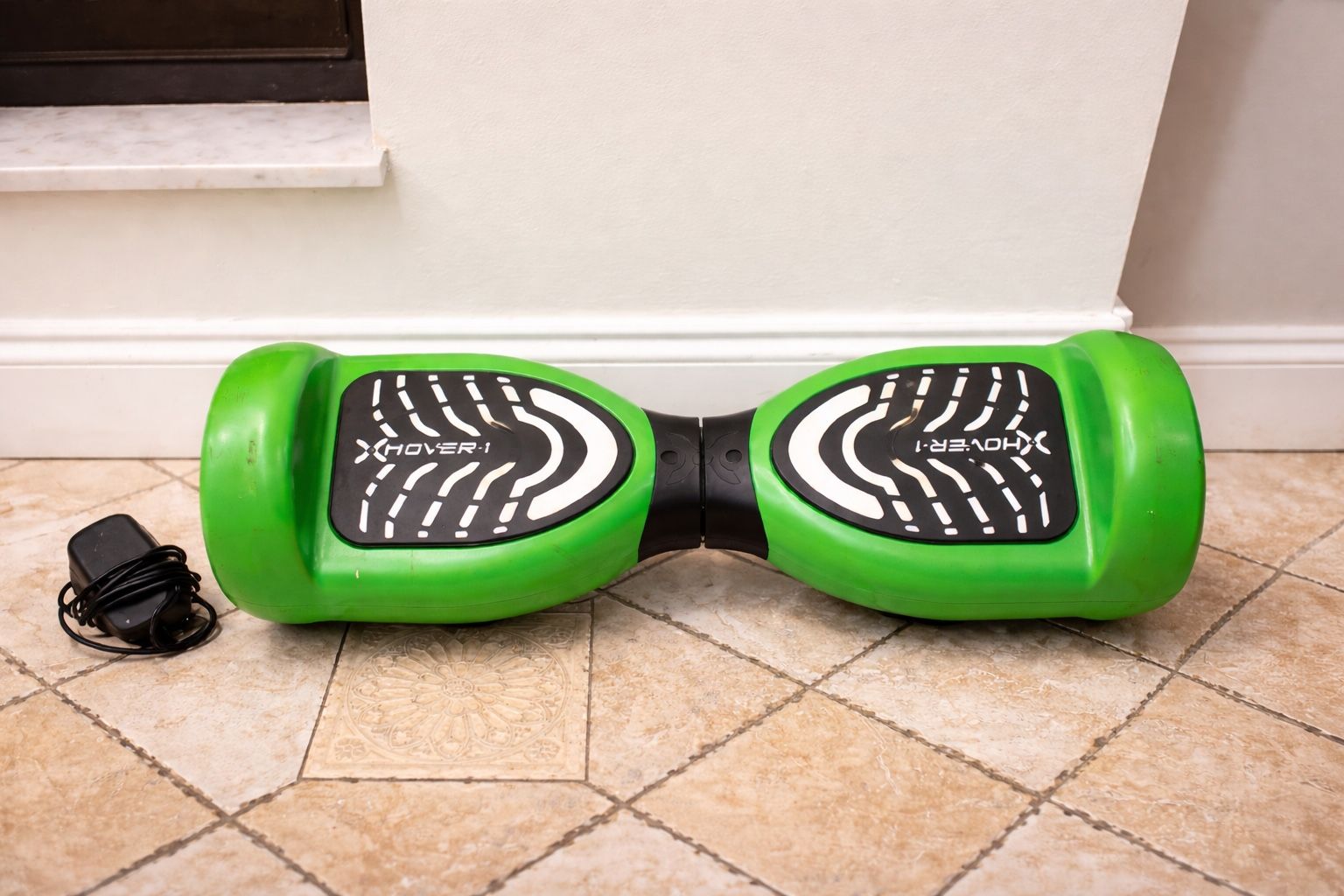 Hover-1 Green Balancing Hoverboard IncludesCharger