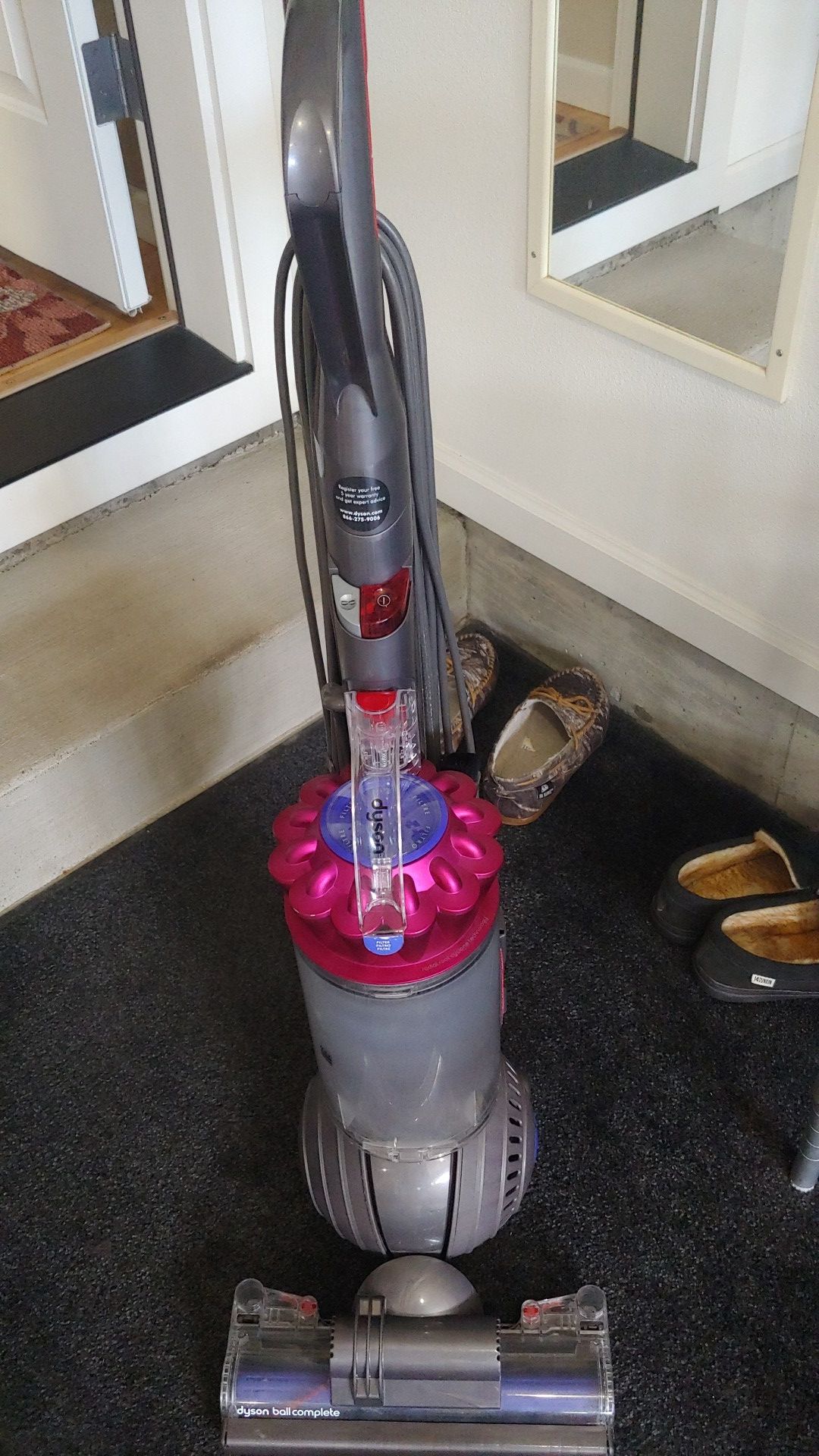 Dyson Ball vacuum perfect condition lightly-used