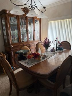 Dinning room table and hutch