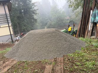 driveway gravel - 12 cu yards