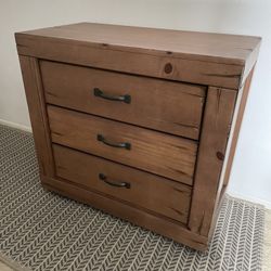 Rustic Pine 3-Drawer Dresser 32" Wide LIKE NEW